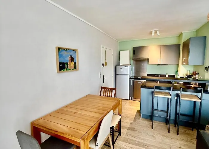 Appartement Cosy -2 Chambres, Clim & Parking