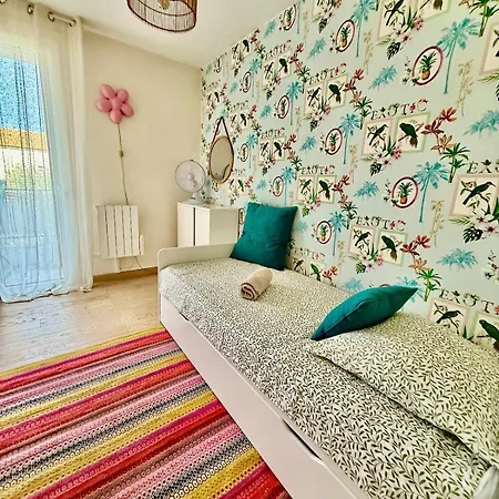 Appartamento Cosy -2 Chambres, Clim & Parking