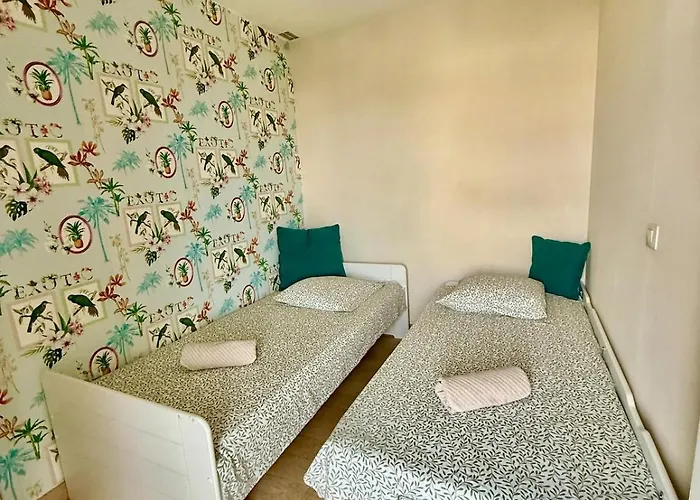 Cosy -2 Chambres, Clim & Parking Apartamento